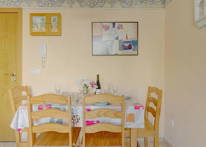 Apolo Iv-11 By Interhome